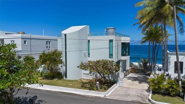 113-C EXT KENNEDY, Dorado, PR 00646