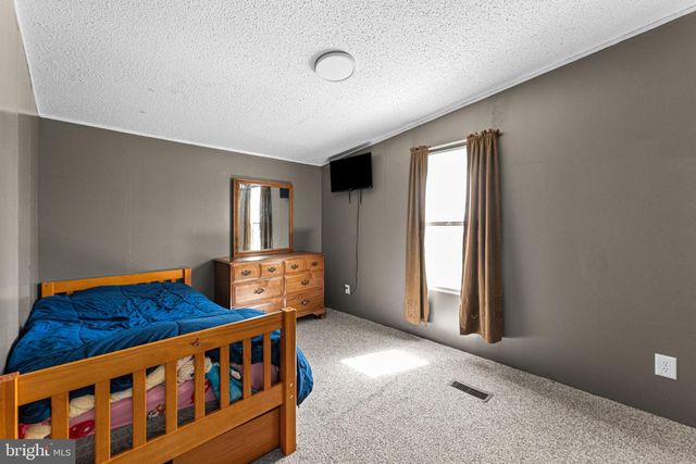 315 BLACKBERRY RD, Reedville, VA 22539