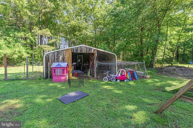 315 BLACKBERRY RD, Reedville, VA 22539