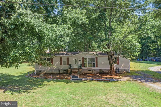 315 BLACKBERRY RD, Reedville, VA 22539