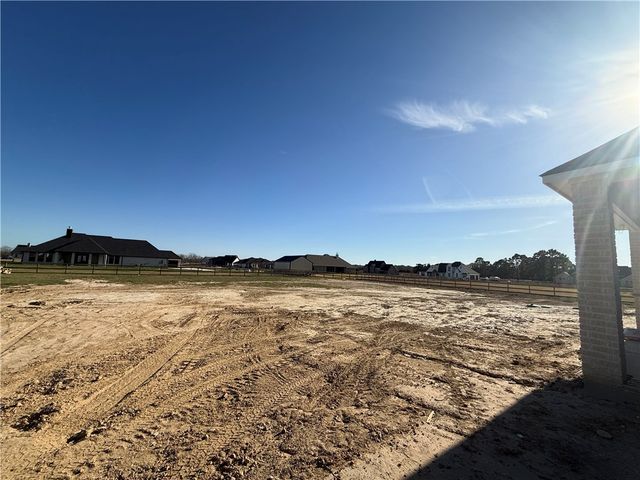 7822 Mathis Creek Drive, Bryan, TX 77808