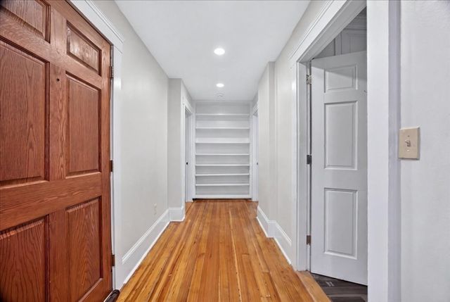23 Netherlands Rd 1, Brookline, MA 02445