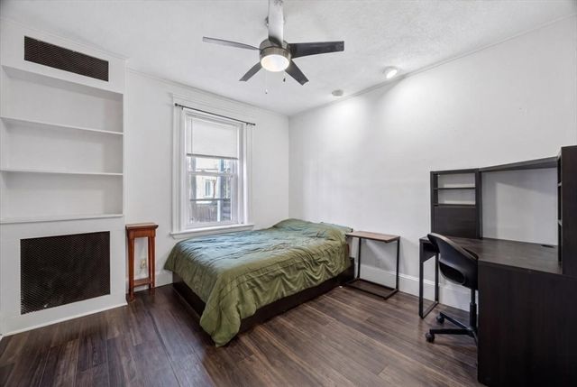 23 Netherlands Rd 1, Brookline, MA 02445