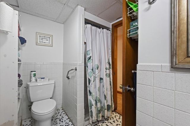 23 Netherlands Rd 1, Brookline, MA 02445