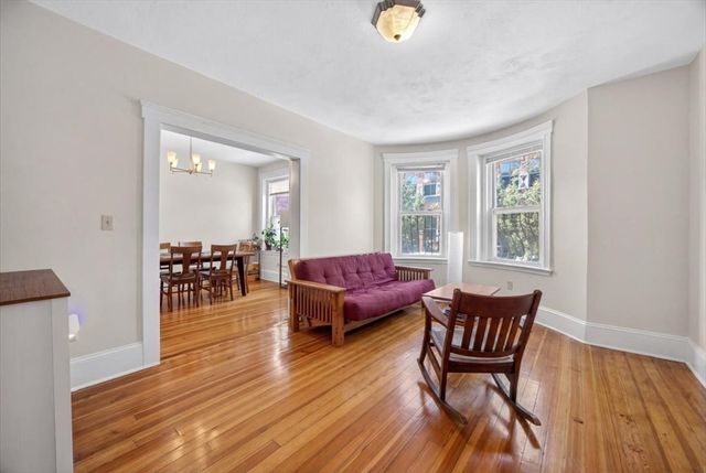 23 Netherlands Rd 1, Brookline, MA 02445