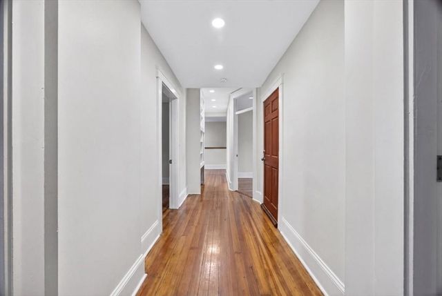 23 Netherlands Rd 1, Brookline, MA 02445