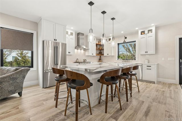 55 S Phillips Avenue, Speonk, NY 11972