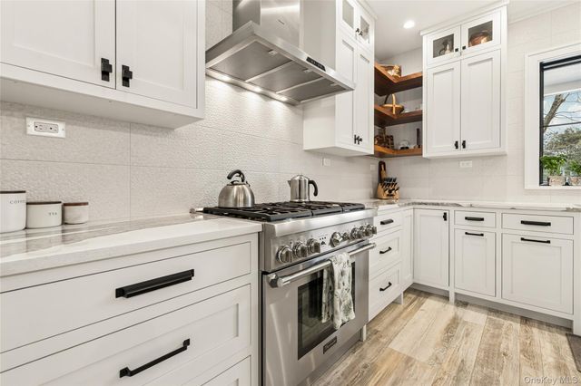 55 S Phillips Avenue, Speonk, NY 11972