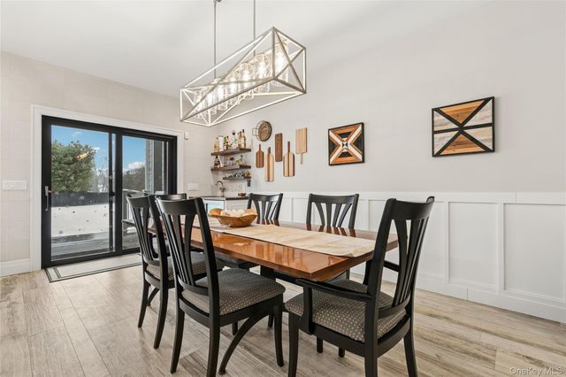 55 S Phillips Avenue, Speonk, NY 11972