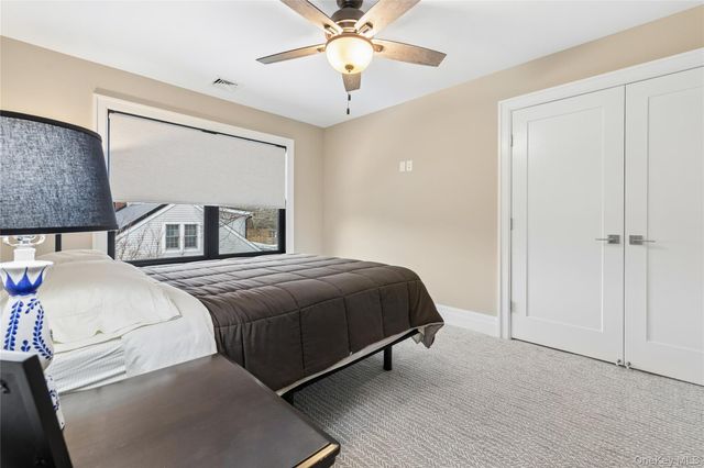 55 S Phillips Avenue, Speonk, NY 11972