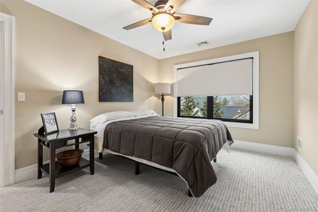 55 S Phillips Avenue, Speonk, NY 11972