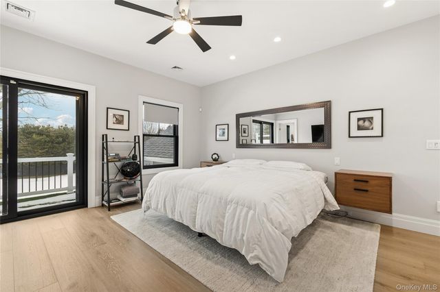 55 S Phillips Avenue, Speonk, NY 11972