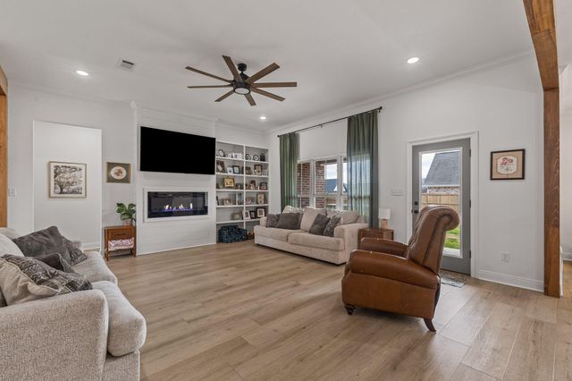 13 Grand Cove, Petal, MS 39465