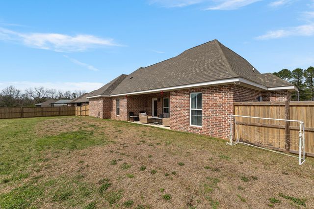 13 Grand Cove, Petal, MS 39465