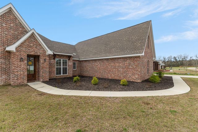 13 Grand Cove, Petal, MS 39465