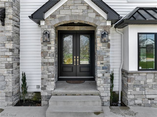 26650 Hurlingham Road, Beachwood, OH 44122