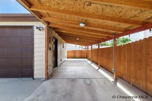 1119 S ARP AVE, Cheyenne, WY 82007