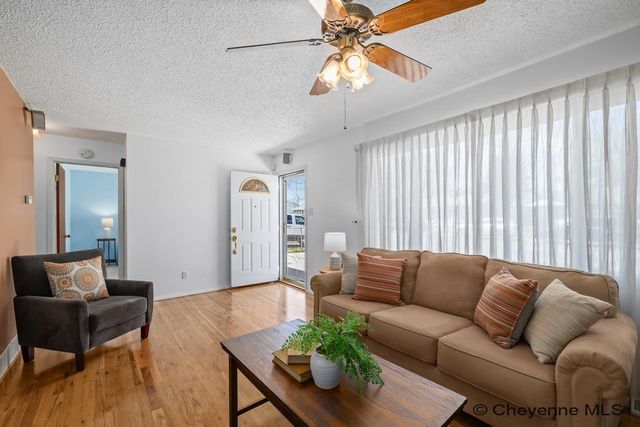 1119 S ARP AVE, Cheyenne, WY 82007
