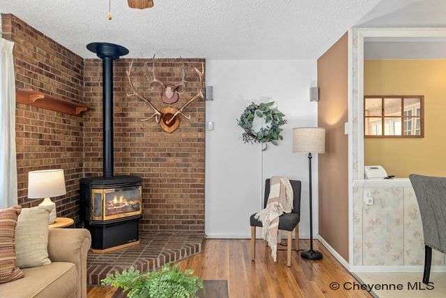 1119 S ARP AVE, Cheyenne, WY 82007