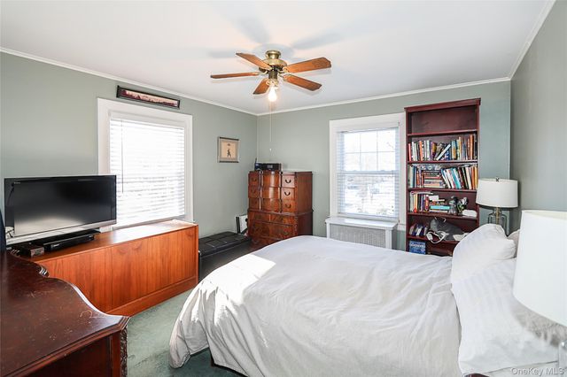 71 Beechwood Avenue, Manhasset, NY 11030