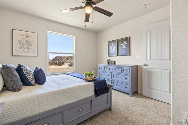 5114 Lynn Meadows Dr, Pueblo, CO 81005