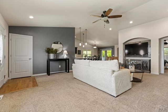 5114 Lynn Meadows Dr, Pueblo, CO 81005