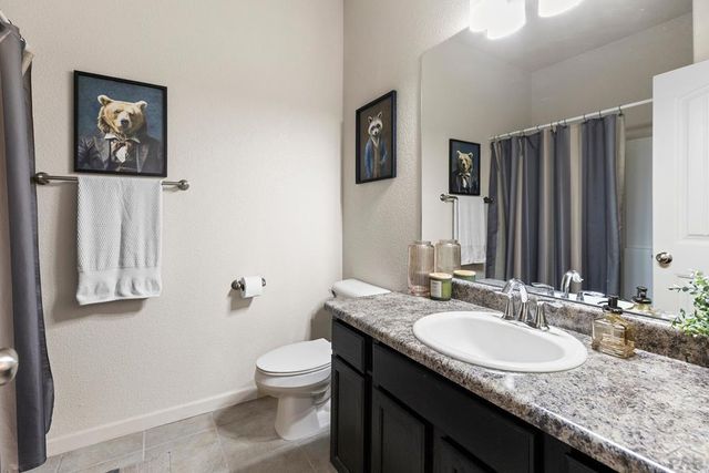 5114 Lynn Meadows Dr, Pueblo, CO 81005