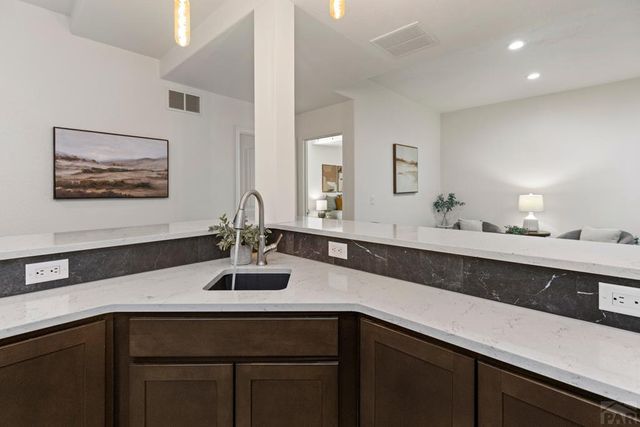 5114 Lynn Meadows Dr, Pueblo, CO 81005