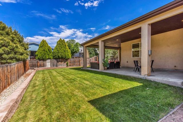 5114 Lynn Meadows Dr, Pueblo, CO 81005