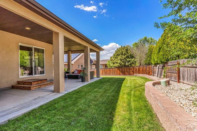 5114 Lynn Meadows Dr, Pueblo, CO 81005
