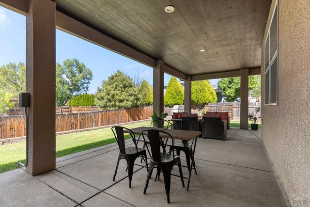 5114 Lynn Meadows Dr, Pueblo, CO 81005