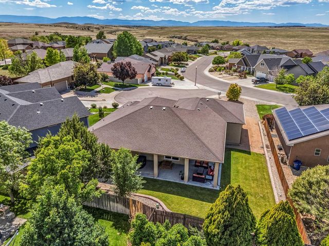 5114 Lynn Meadows Dr, Pueblo, CO 81005