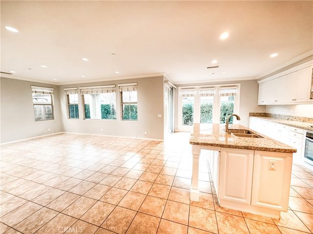 87 Coleridge, Irvine, CA 92620