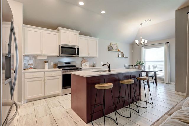 9300 Anaum Lane, Yukon, OK 73099
