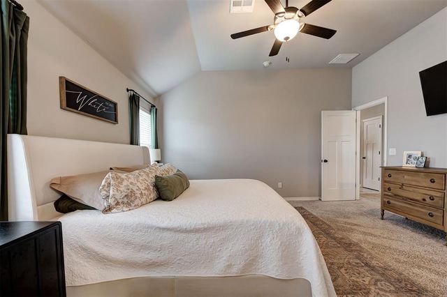 9300 Anaum Lane, Yukon, OK 73099