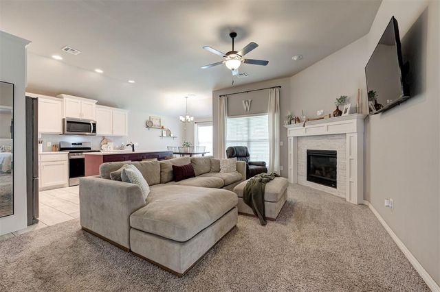 9300 Anaum Lane, Yukon, OK 73099
