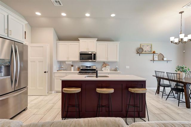 9300 Anaum Lane, Yukon, OK 73099
