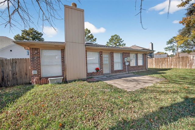 21430 Meadowhill Drive, Spring, TX 77388