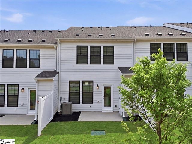 107 Redfield Place, Simpsonville, SC 29681