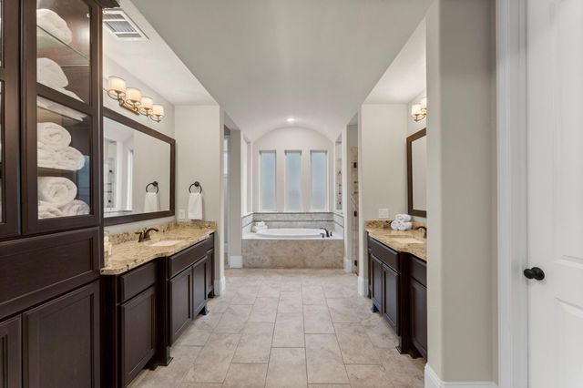 10577 Lake Palmetto, Conroe, TX 77385