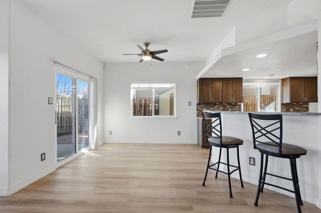 7419 Eagle Crest Avenue NE, Albuquerque, NM 87113