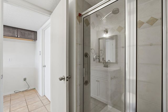 7419 Eagle Crest Avenue NE, Albuquerque, NM 87113