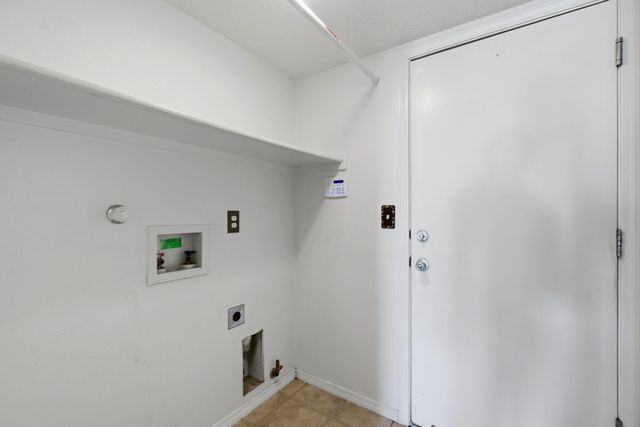 7419 Eagle Crest Avenue NE, Albuquerque, NM 87113