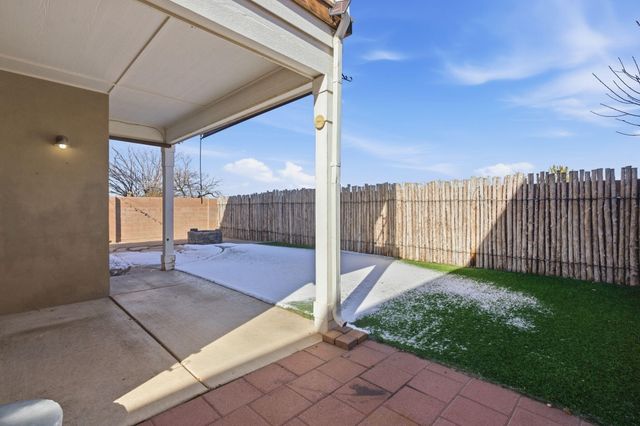 7419 Eagle Crest Avenue NE, Albuquerque, NM 87113