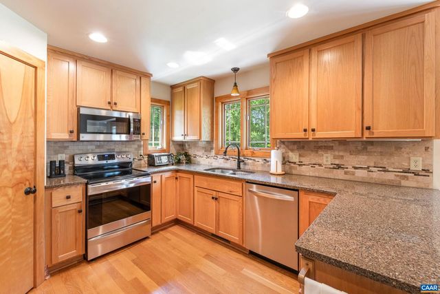 4345 BURNLEY STATION RD, Barboursville, VA 22923