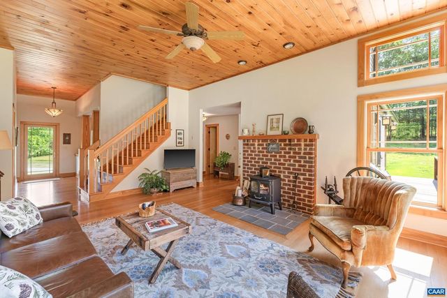 4345 BURNLEY STATION RD, Barboursville, VA 22923