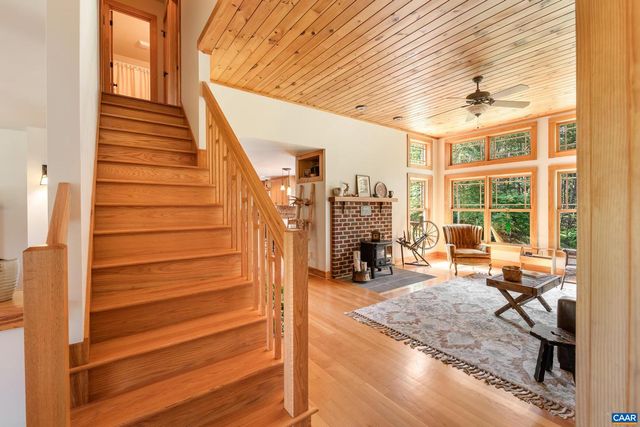 4345 BURNLEY STATION RD, Barboursville, VA 22923