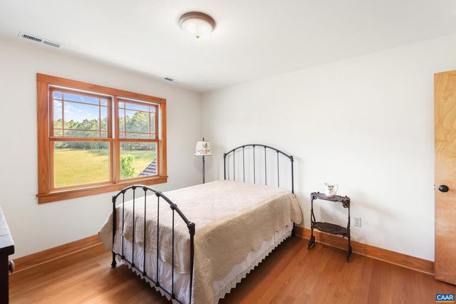 4345 BURNLEY STATION RD, Barboursville, VA 22923