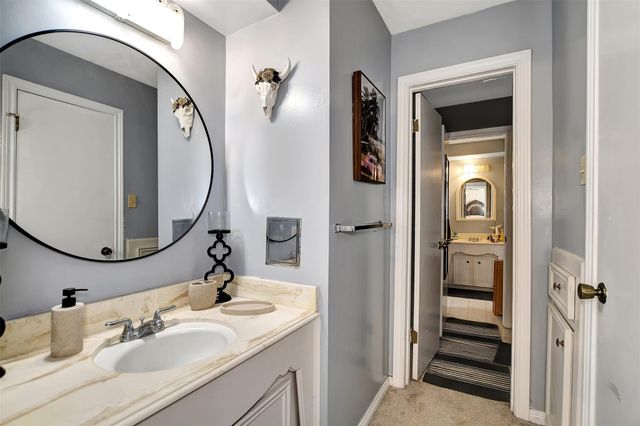 2718 Kissing Camel Court, Missouri City, TX 77459