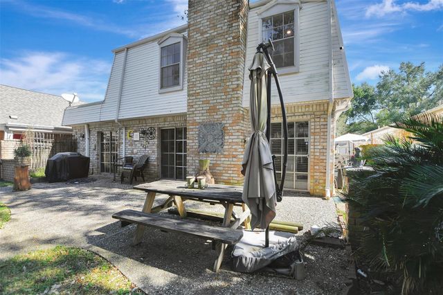 2718 Kissing Camel Court, Missouri City, TX 77459